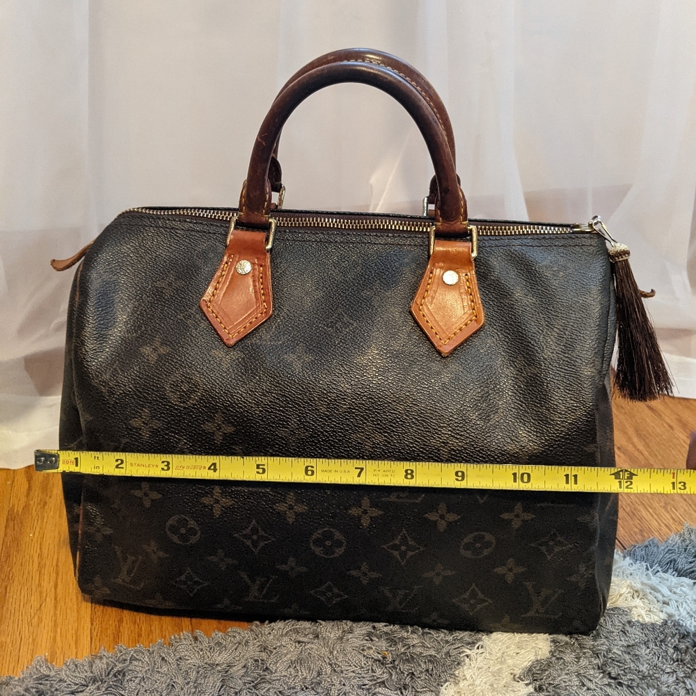 Authentic Louis Vuitton | Speedy 30 Bag | Monogram - Picture 12 of 16
